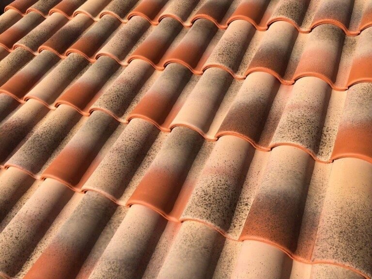 Mixed Hispania Roof Tile Image 3
